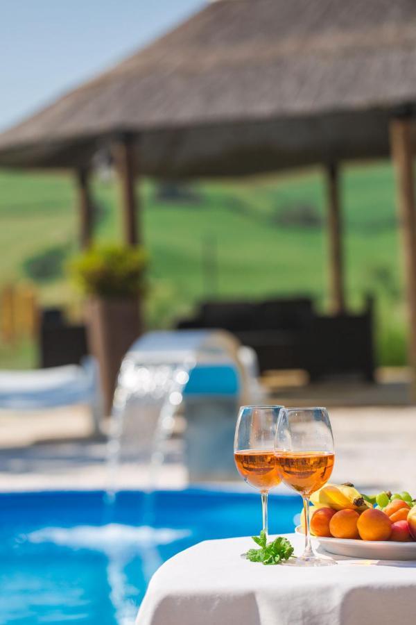 קסטל סן פייטרו טרמה Agriturismo Molino Nuovo מראה חיצוני תמונה